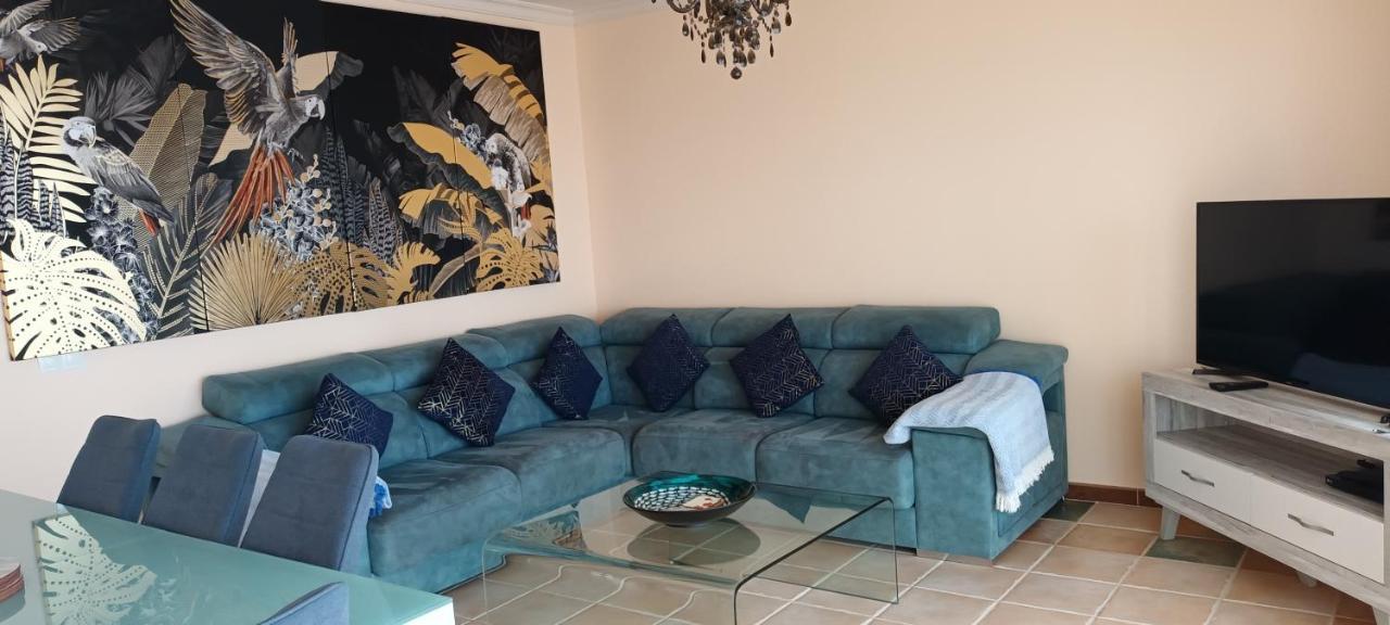 Beautiful, Spacious Villa, Heated Pool, Sleeps Eight, With Quality Furnishings Caleta De Fuste Ngoại thất bức ảnh