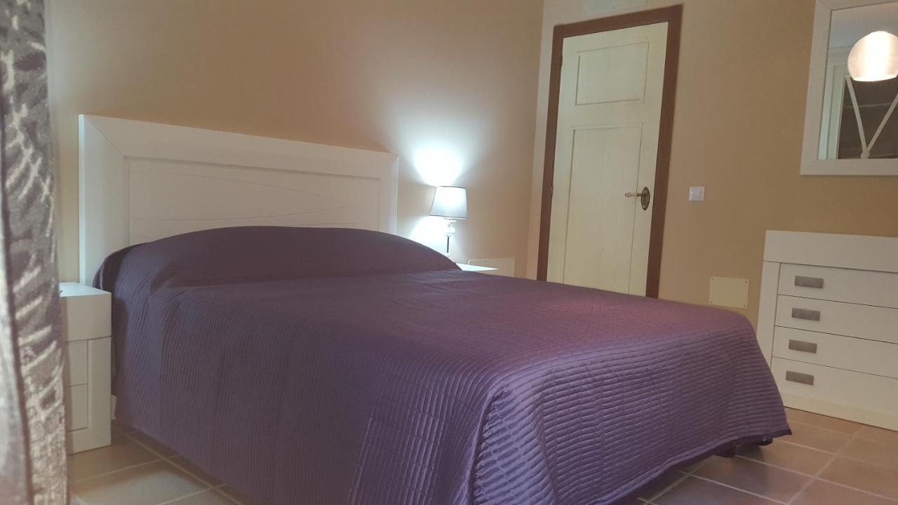 Beautiful, Spacious Villa, Heated Pool, Sleeps Eight, With Quality Furnishings Caleta De Fuste Ngoại thất bức ảnh